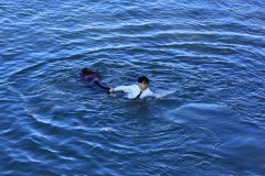 黄河一跃，映照皖北煤电员工两代人的向善情怀