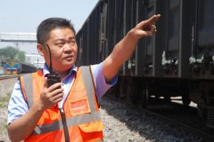 裴超超：以“严细实”练就班组长技术底气