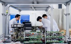 “天衍-P2000”“九章四号”同系列光量子计算机首次正式开放云服务