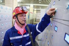 孟庆放：百米井下排头兵 毫厘之间见真章